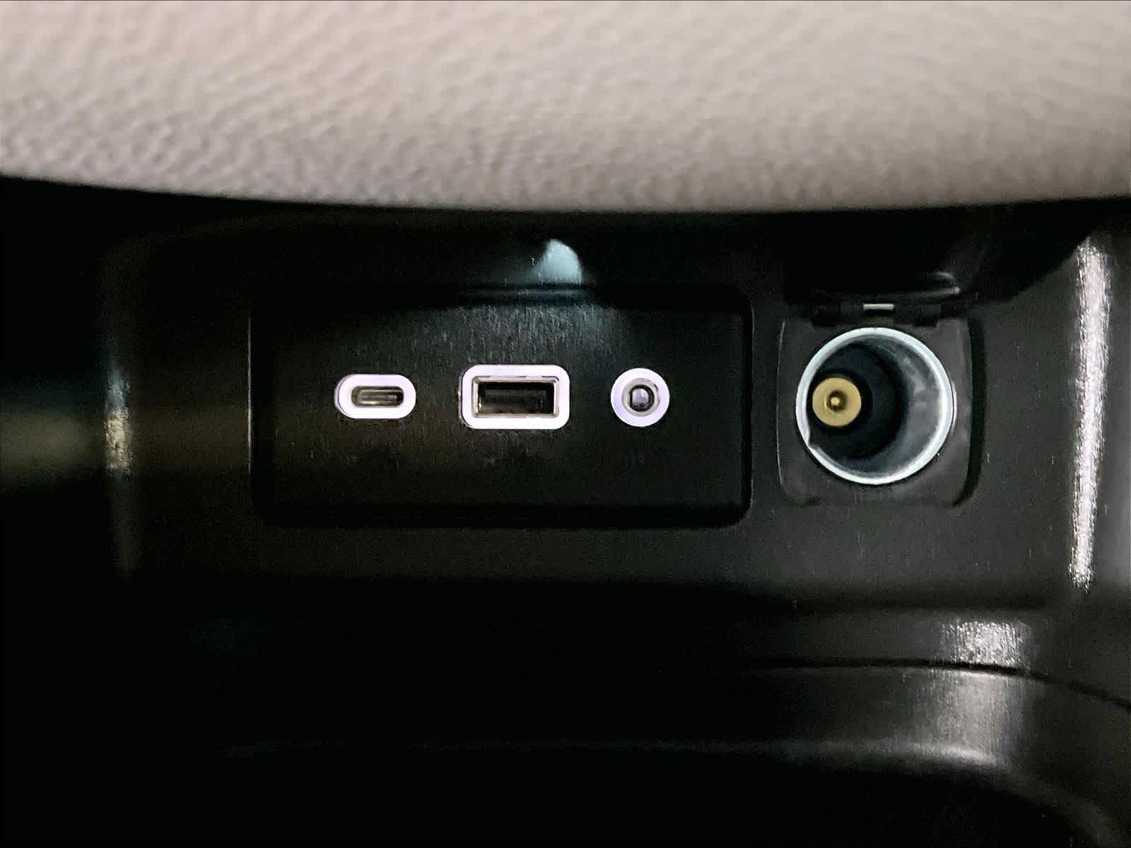 2022 Chevrolet Equinox LS - Photo 27