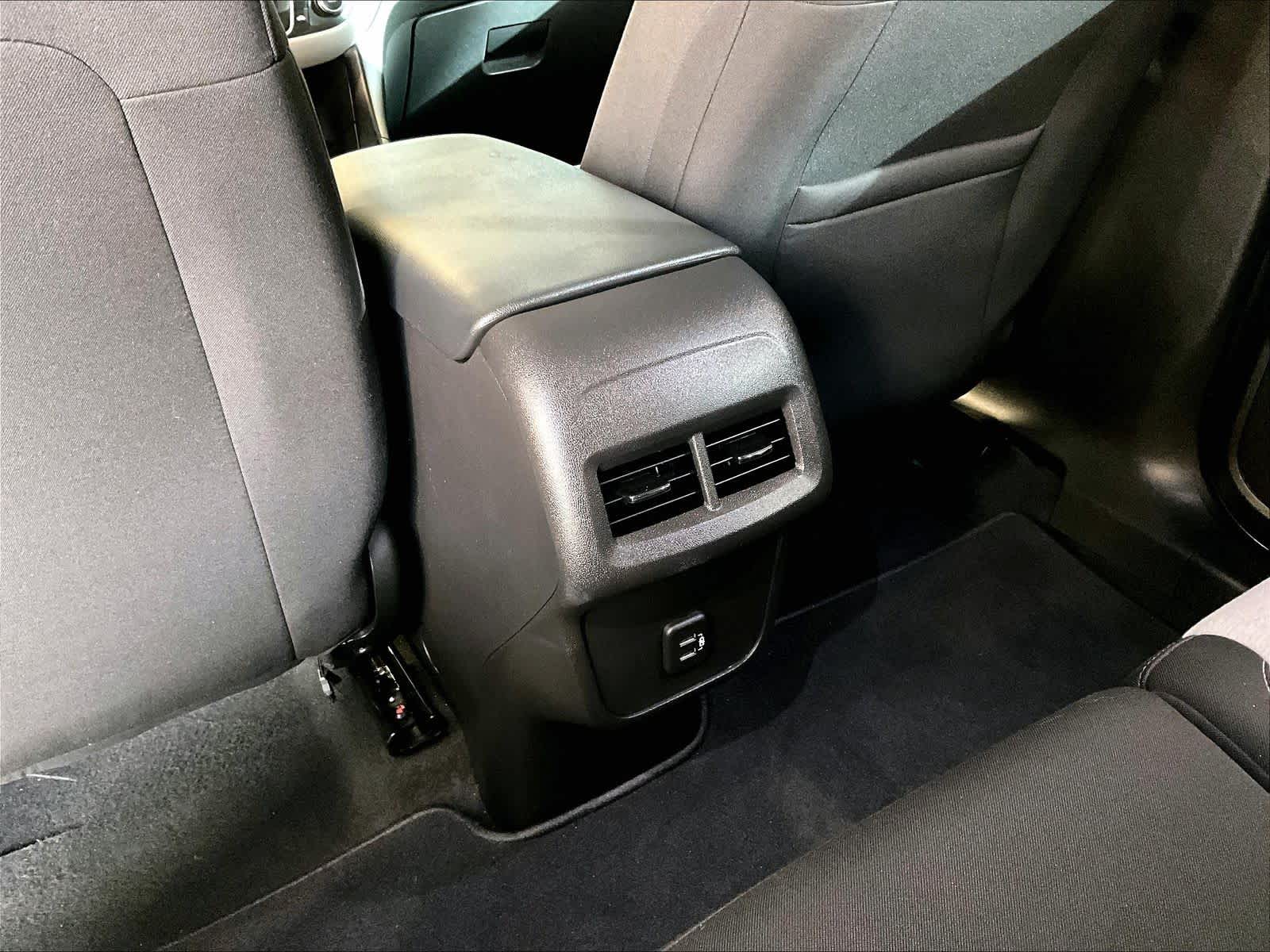 2022 Chevrolet Equinox LS - Photo 29