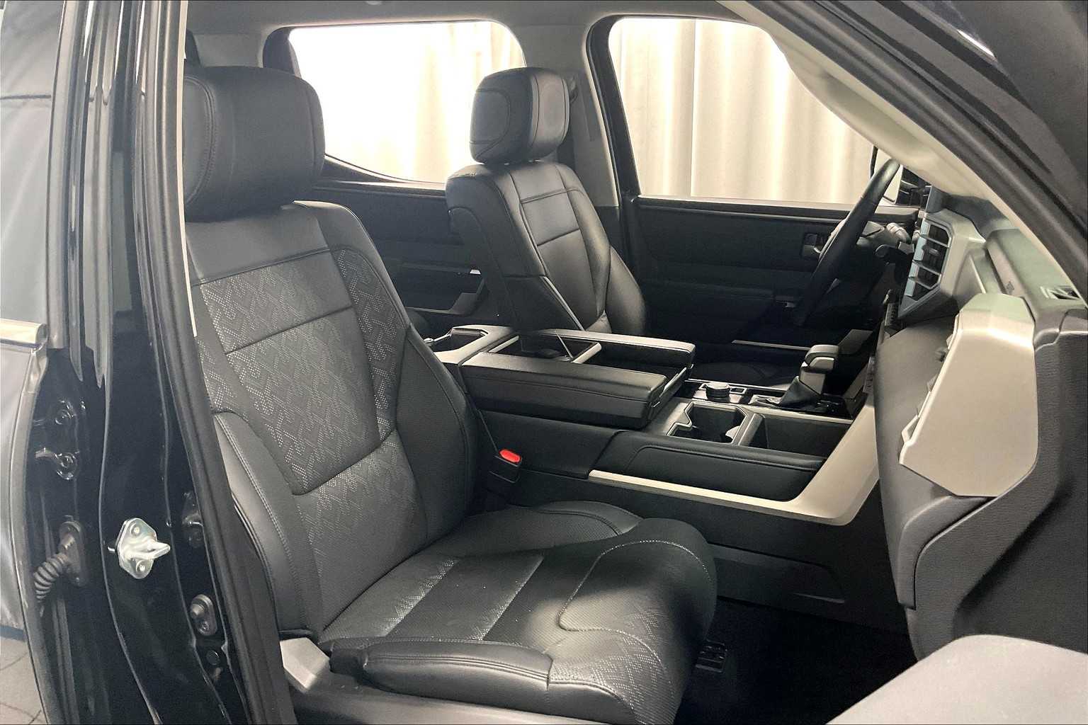 2022 Toyota Tundra Limited - Photo 11