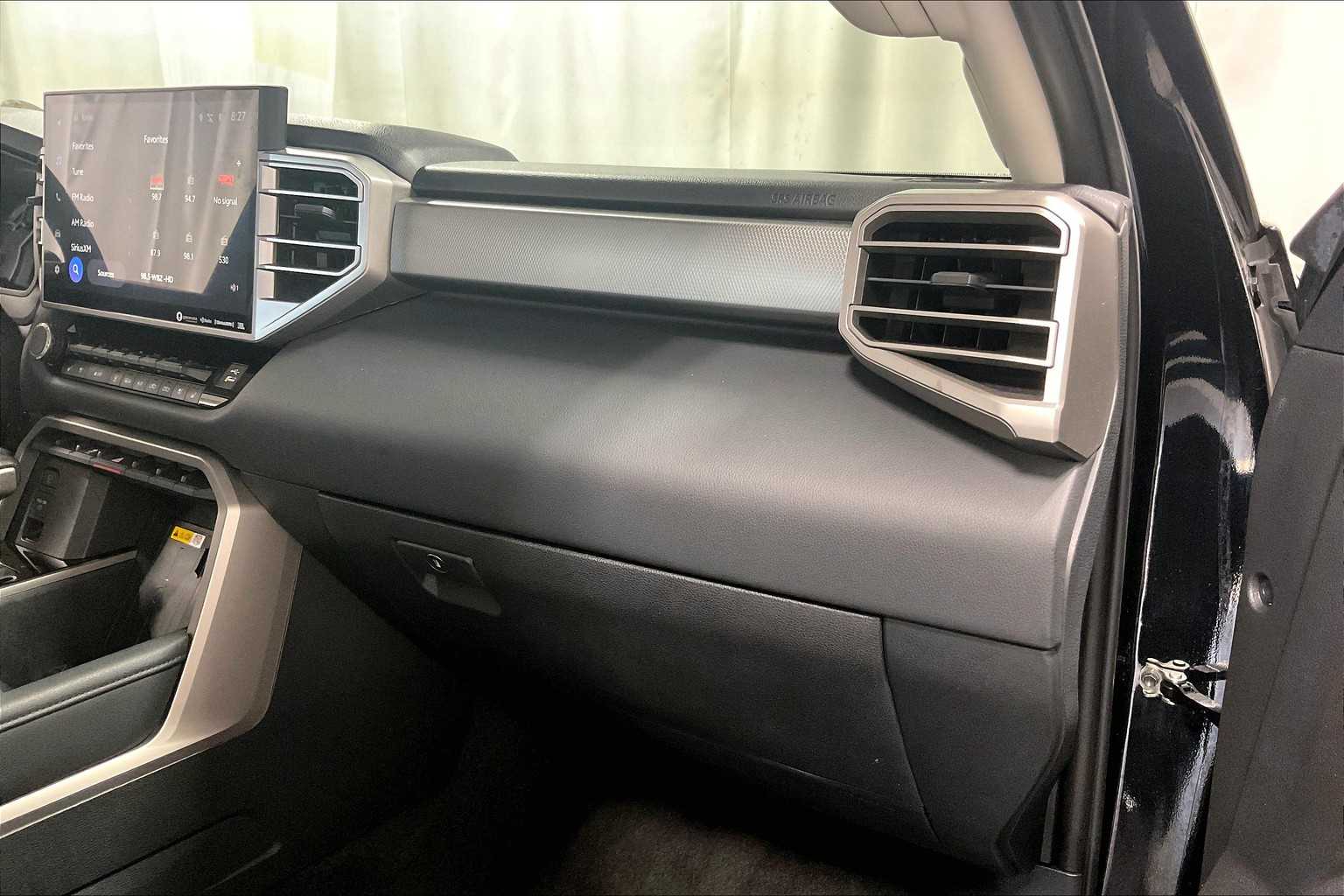 2022 Toyota Tundra Limited - Photo 13