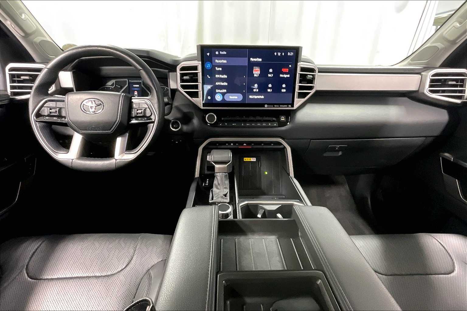 2022 Toyota Tundra Limited - Photo 21