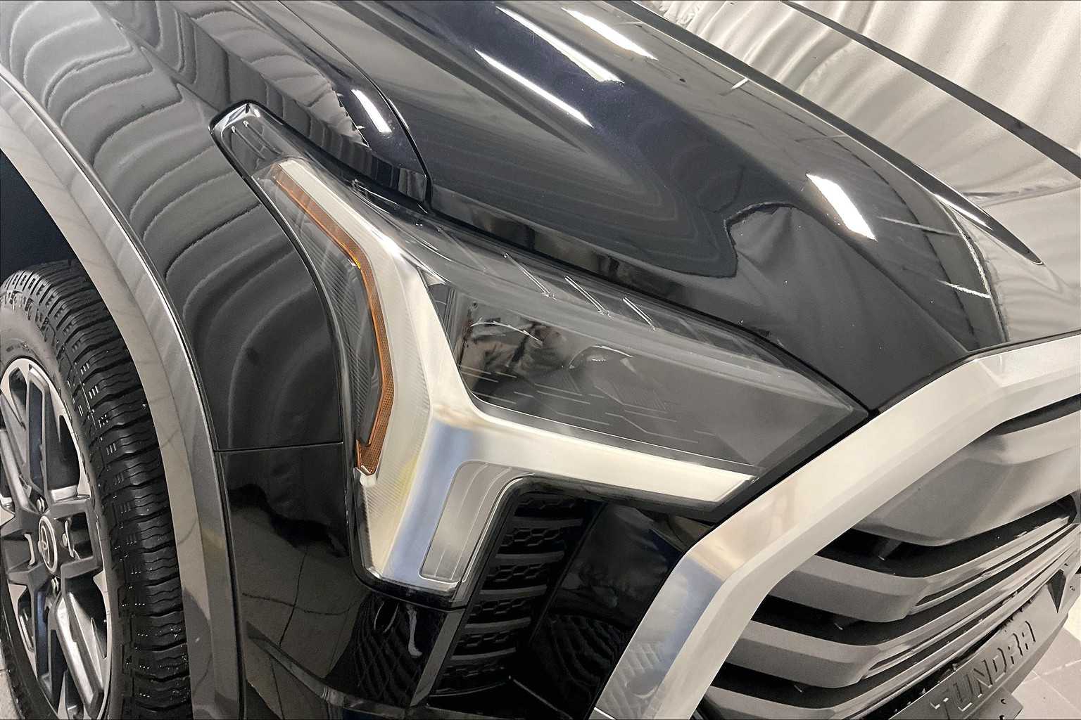 2022 Toyota Tundra Limited - Photo 33