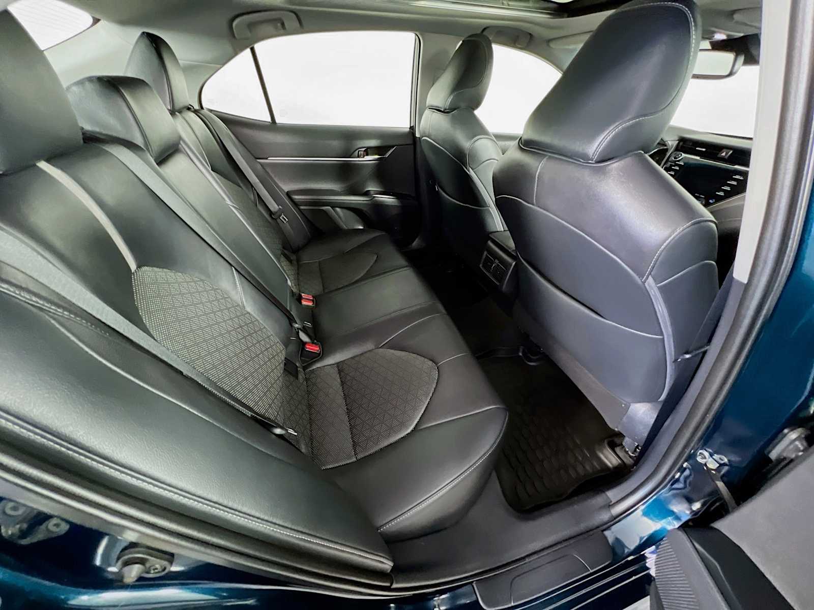 2019 Toyota Camry XSE - Photo 27