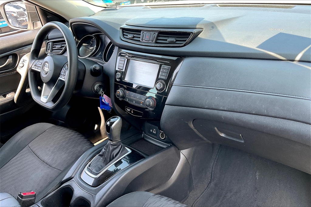 2019 Nissan Rogue S - Photo 13