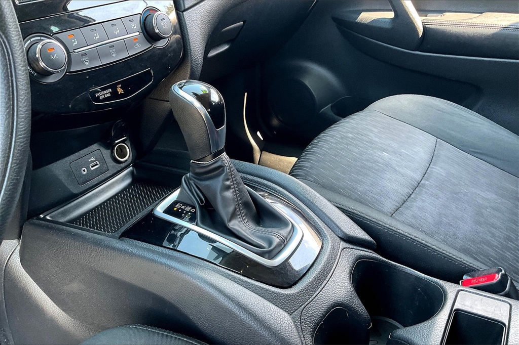 2019 Nissan Rogue S - Photo 19