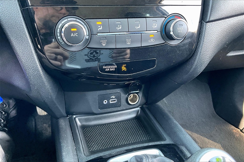 2019 Nissan Rogue S - Photo 24