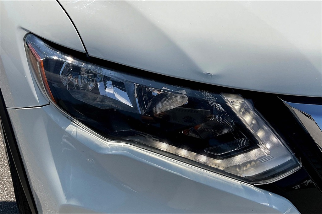 2019 Nissan Rogue S - Photo 27