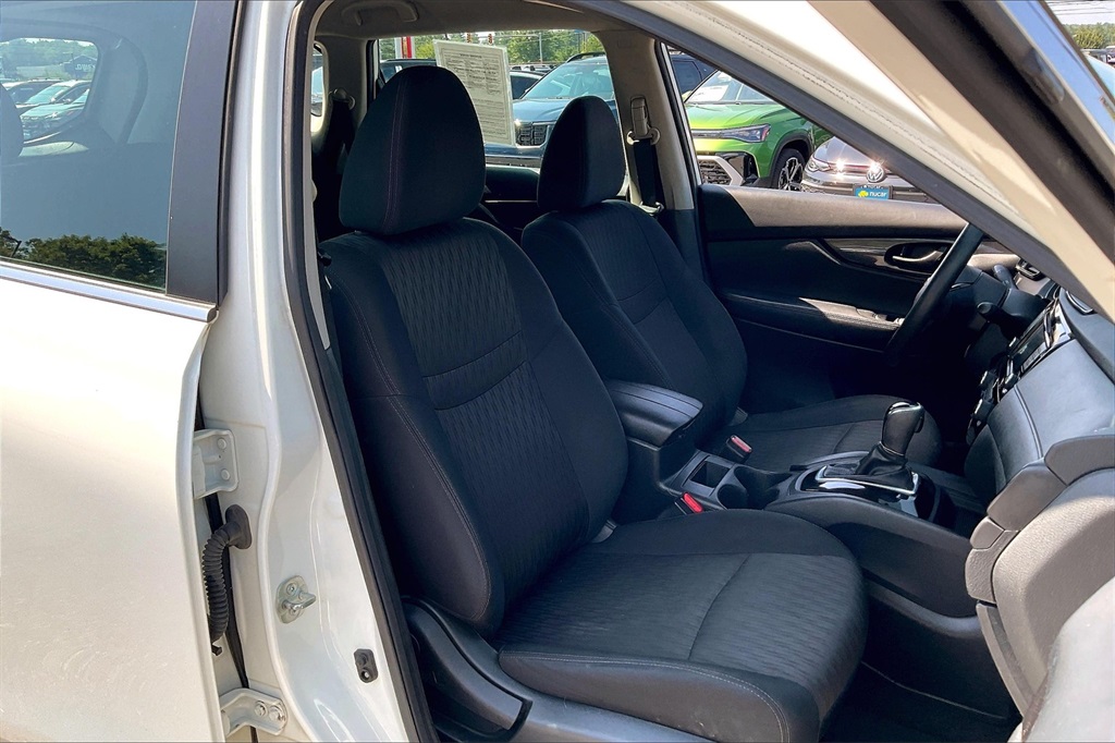 2019 Nissan Rogue S - Photo 10