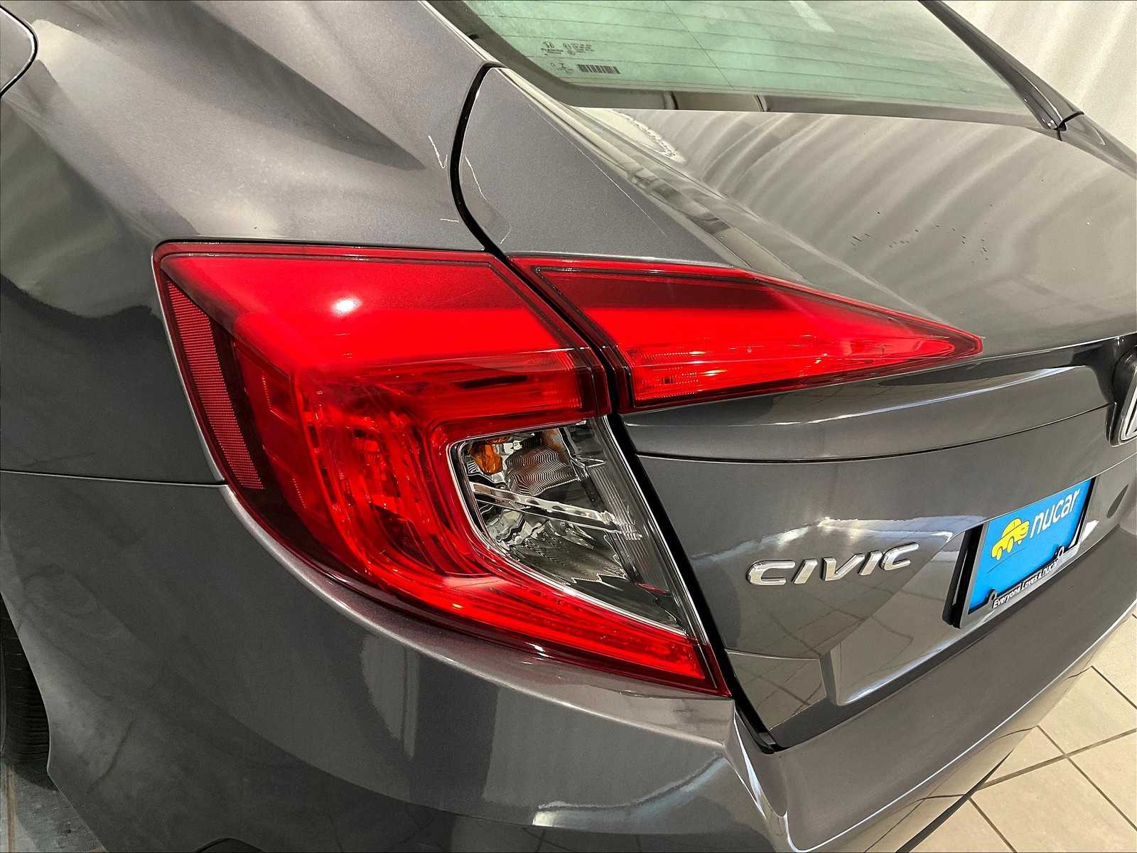 2018 Honda Civic LX - Photo 31