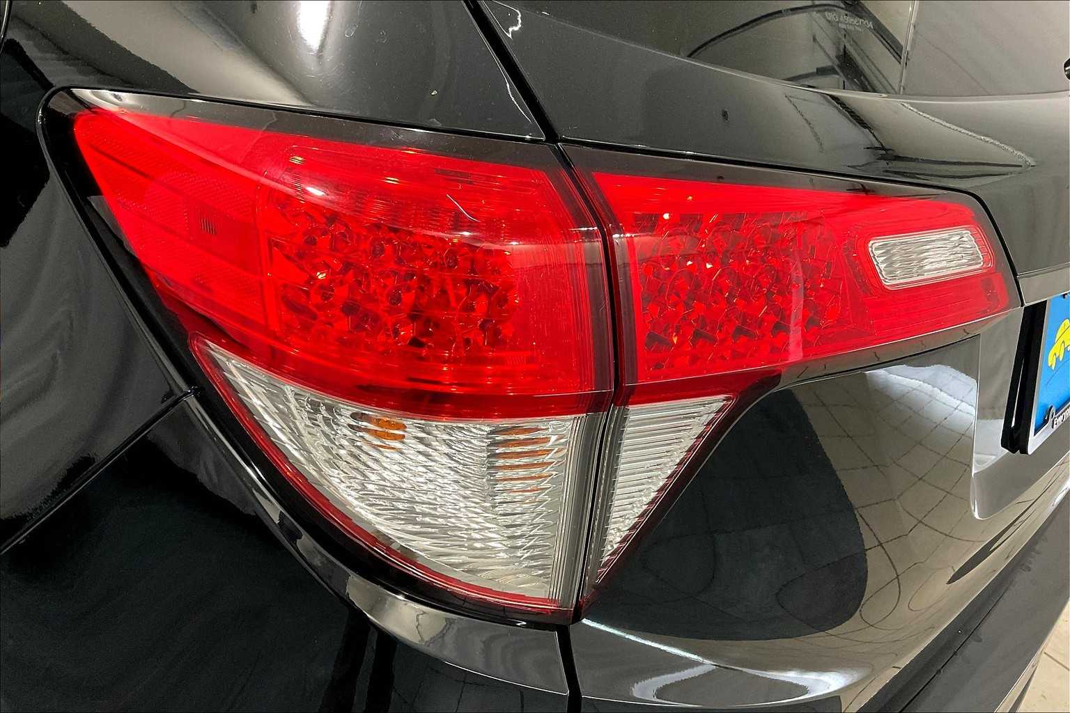 2021 Honda HR-V Sport - Photo 32