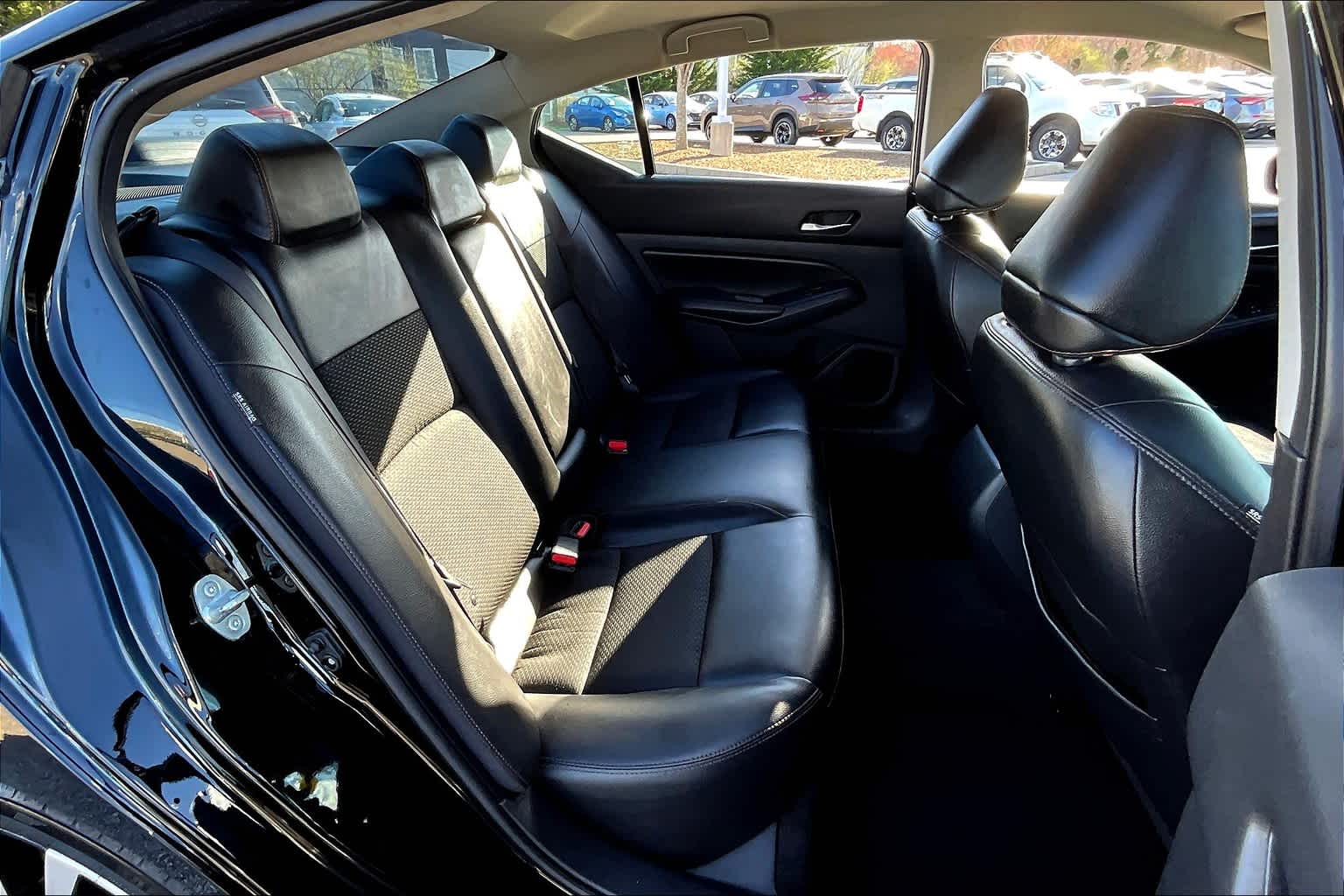 2020 Nissan Altima 2.5 SR - Photo 16