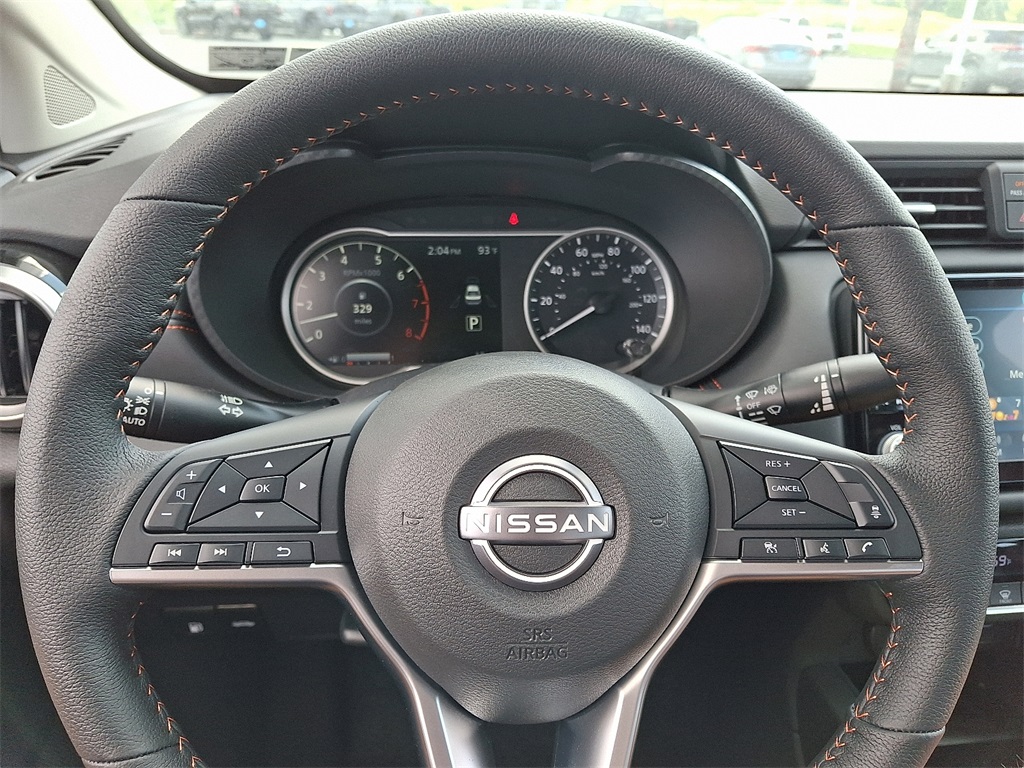 2025 Nissan Versa 1.6 SR - Photo 14