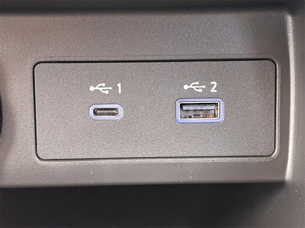 2025 Nissan Versa 1.6 SR - Photo 17