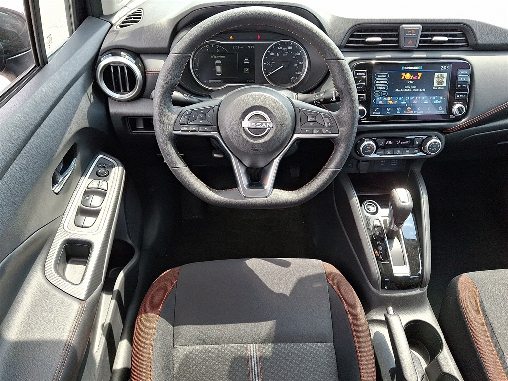 2025 Nissan Versa 1.6 SR - Photo 7