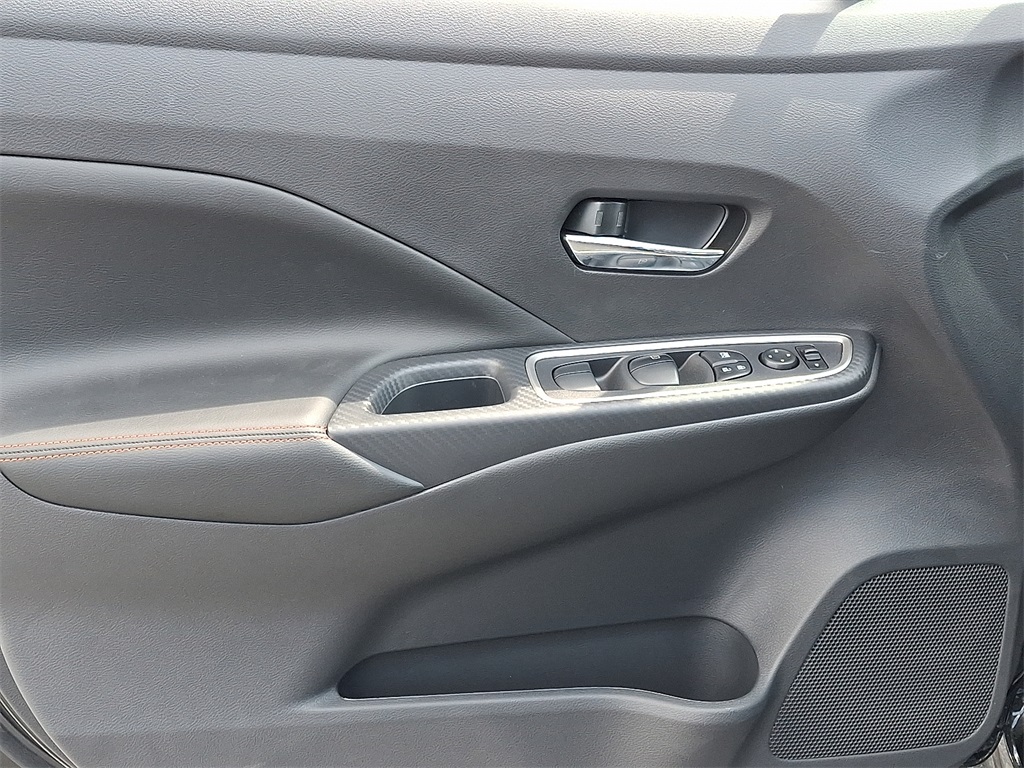 2025 Nissan Versa 1.6 SR - Photo 8