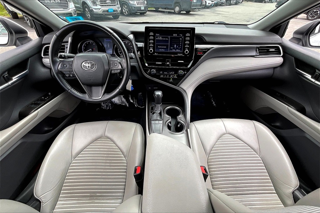 2023 Toyota Camry SE - Photo 20