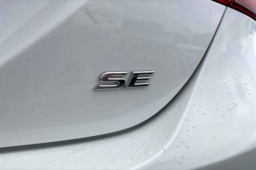 2023 Toyota Camry SE - Photo 25