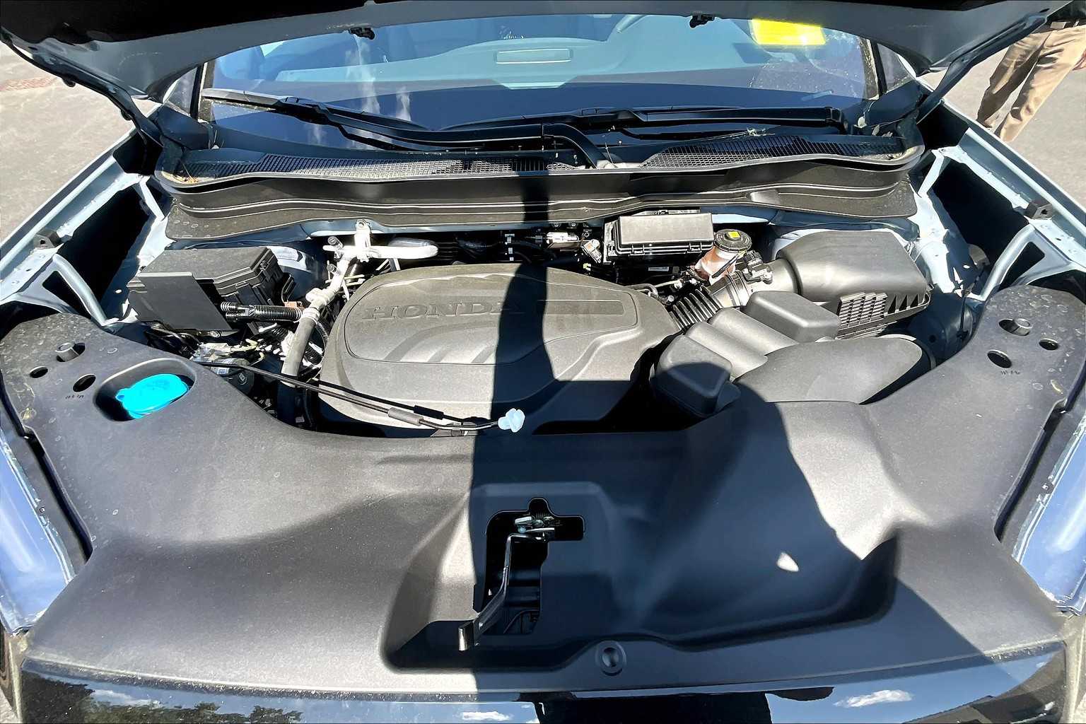 2025 Honda Ridgeline Black Edition - Photo 16