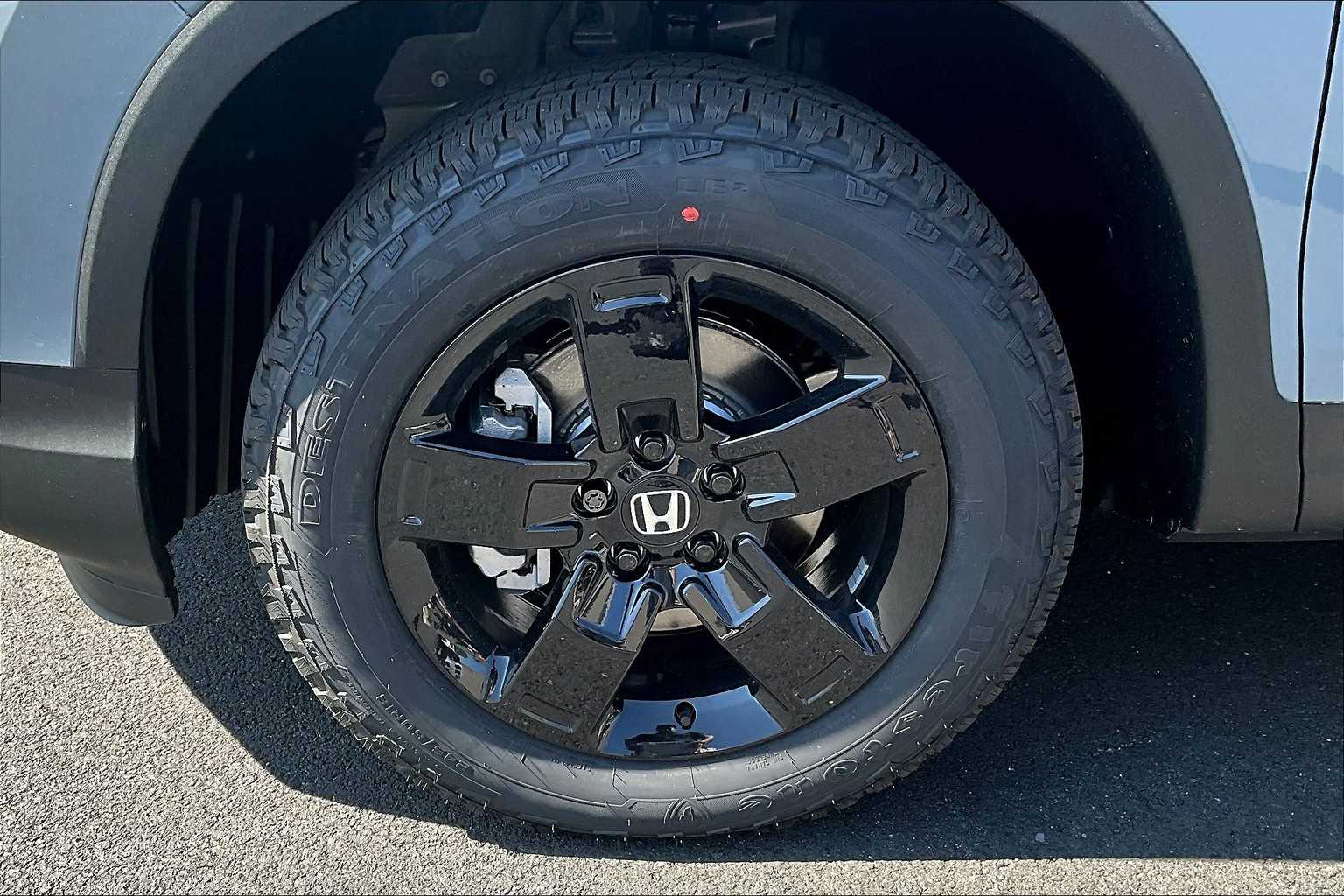 2025 Honda Ridgeline Black Edition - Photo 8