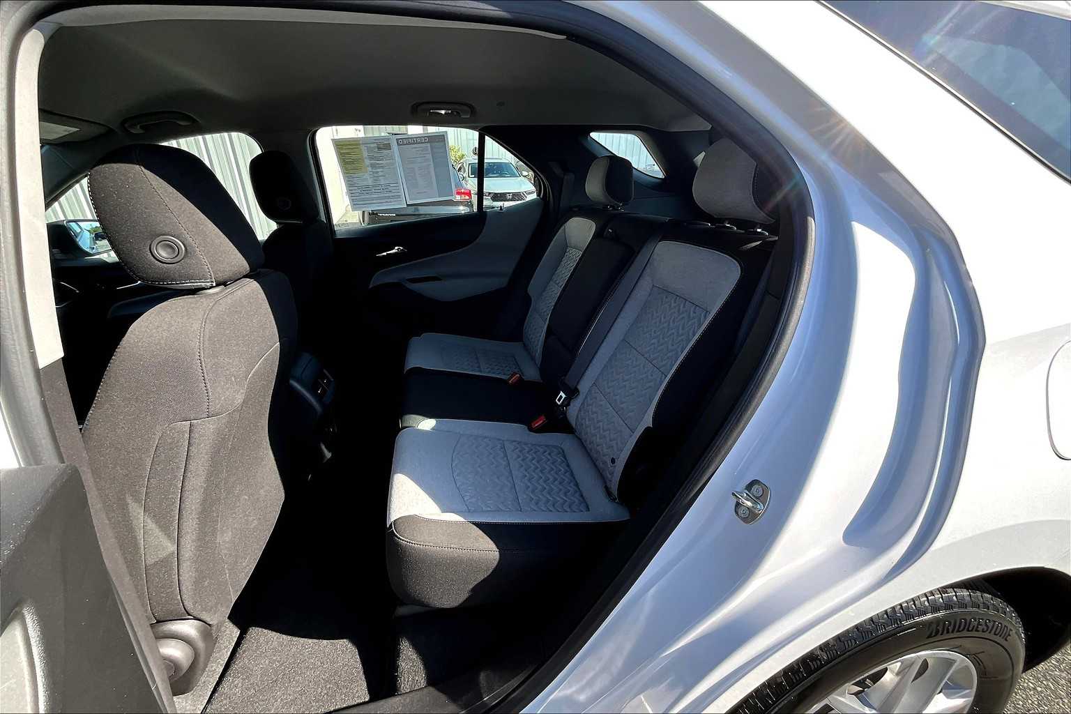 2023 Chevrolet Equinox LS - Photo 15