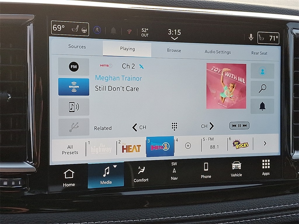 2026 Chrysler Pacifica Limited - Photo 15