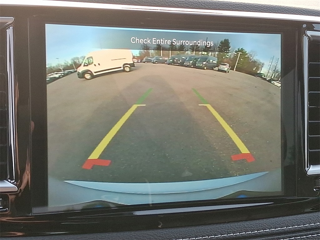 2026 Chrysler Pacifica Limited - Photo 17