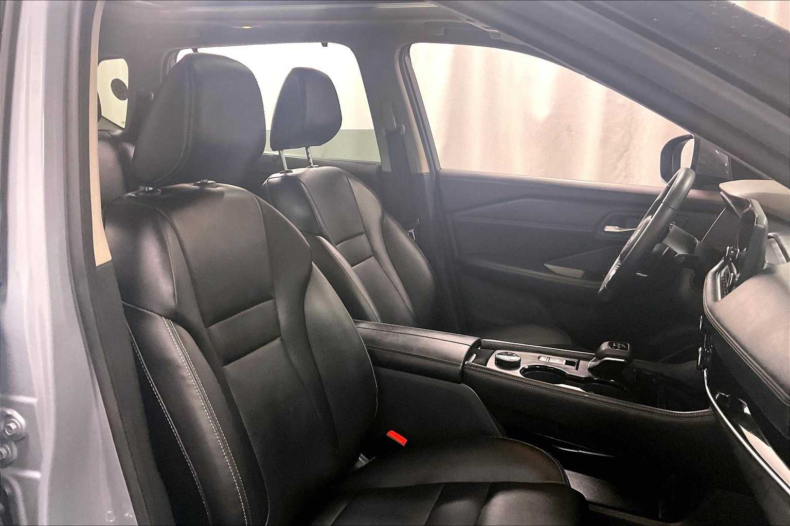 2023 Nissan Rogue SL - Photo 11