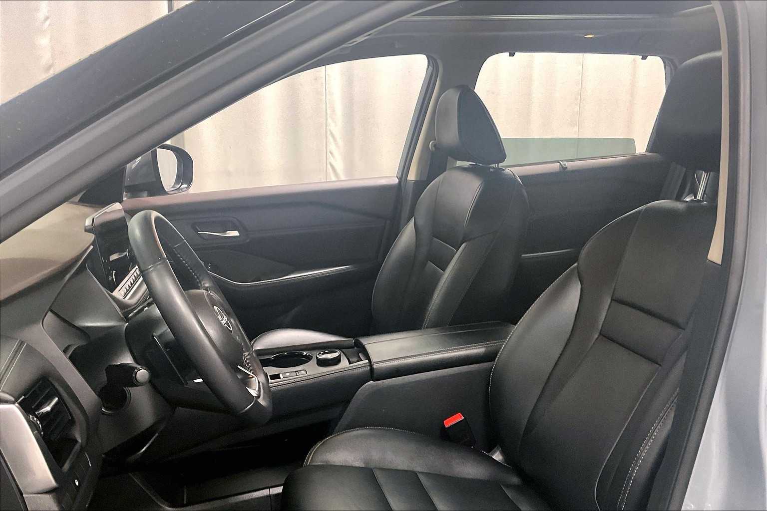 2023 Nissan Rogue SL - Photo 10