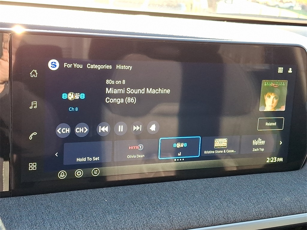 2026 Nissan Kicks SV - Photo 13