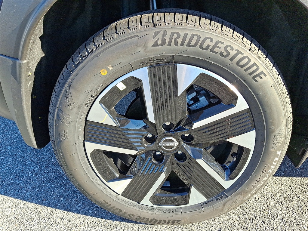 2026 Nissan Kicks SV - Photo 5