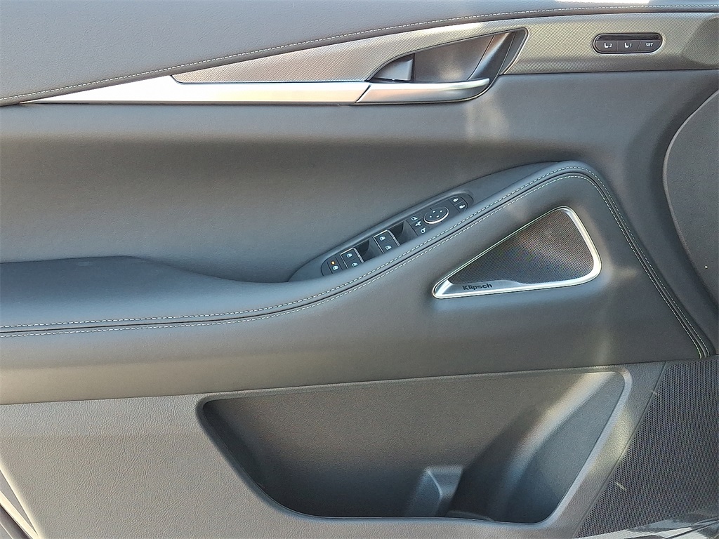 2026 INFINITI QX60 LUXE - Photo 9