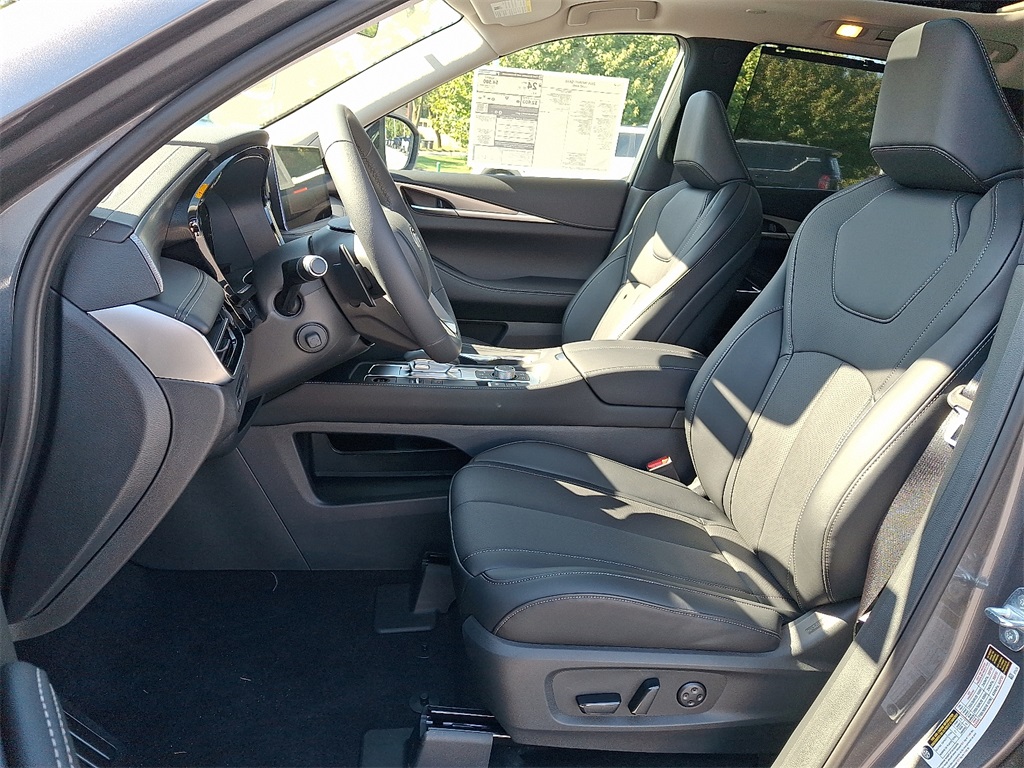 2026 INFINITI QX60 LUXE - Photo 10