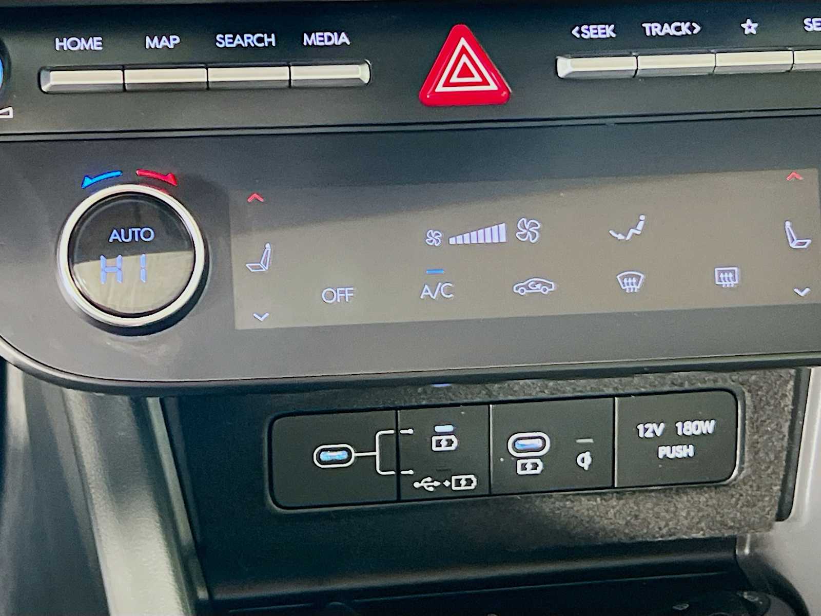 2024 Hyundai Sonata SEL - Photo 20