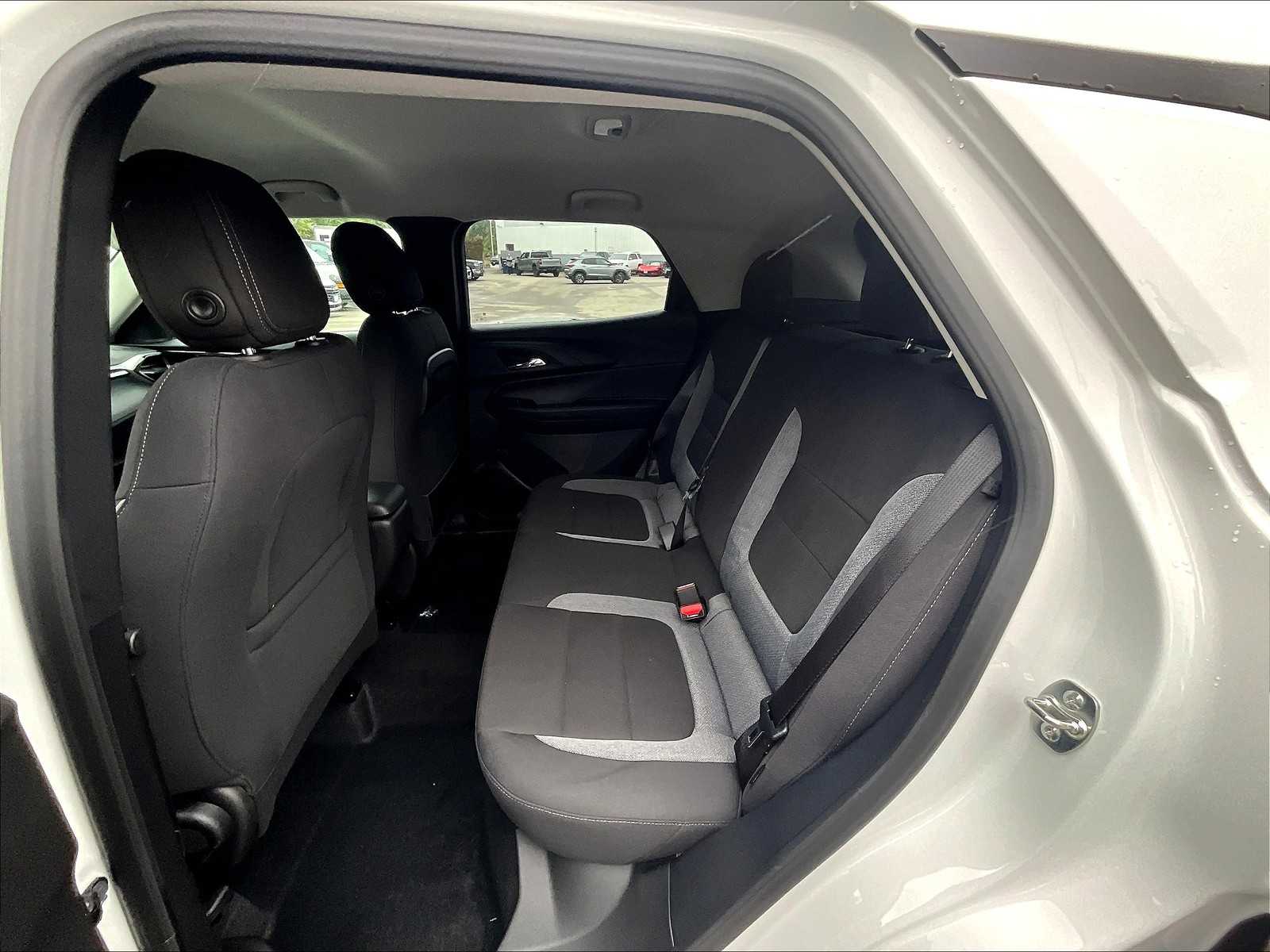 2026 Chevrolet TrailBlazer LS - Photo 15