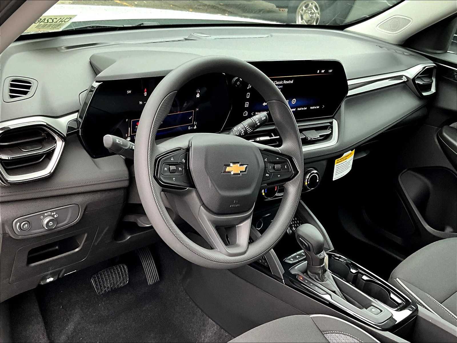 2026 Chevrolet TrailBlazer LS - Photo 9