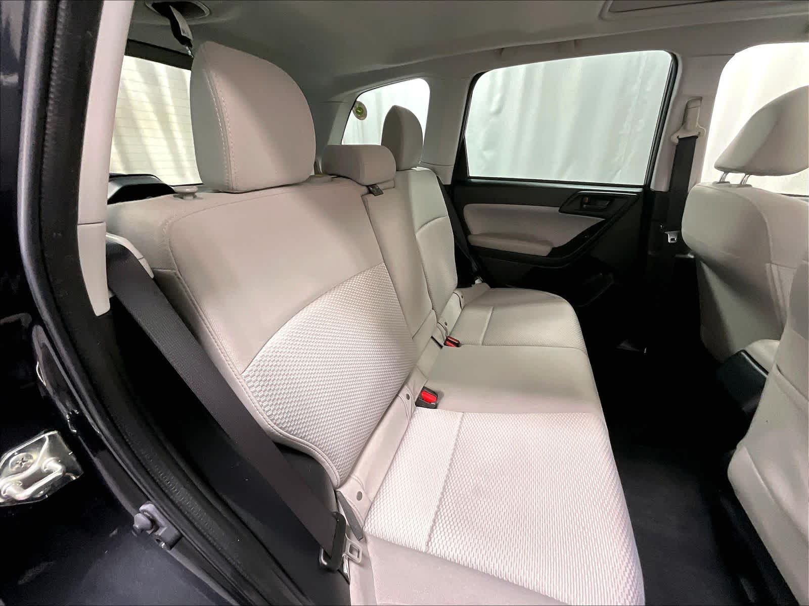 2018 Subaru Forester Premium - Photo 16