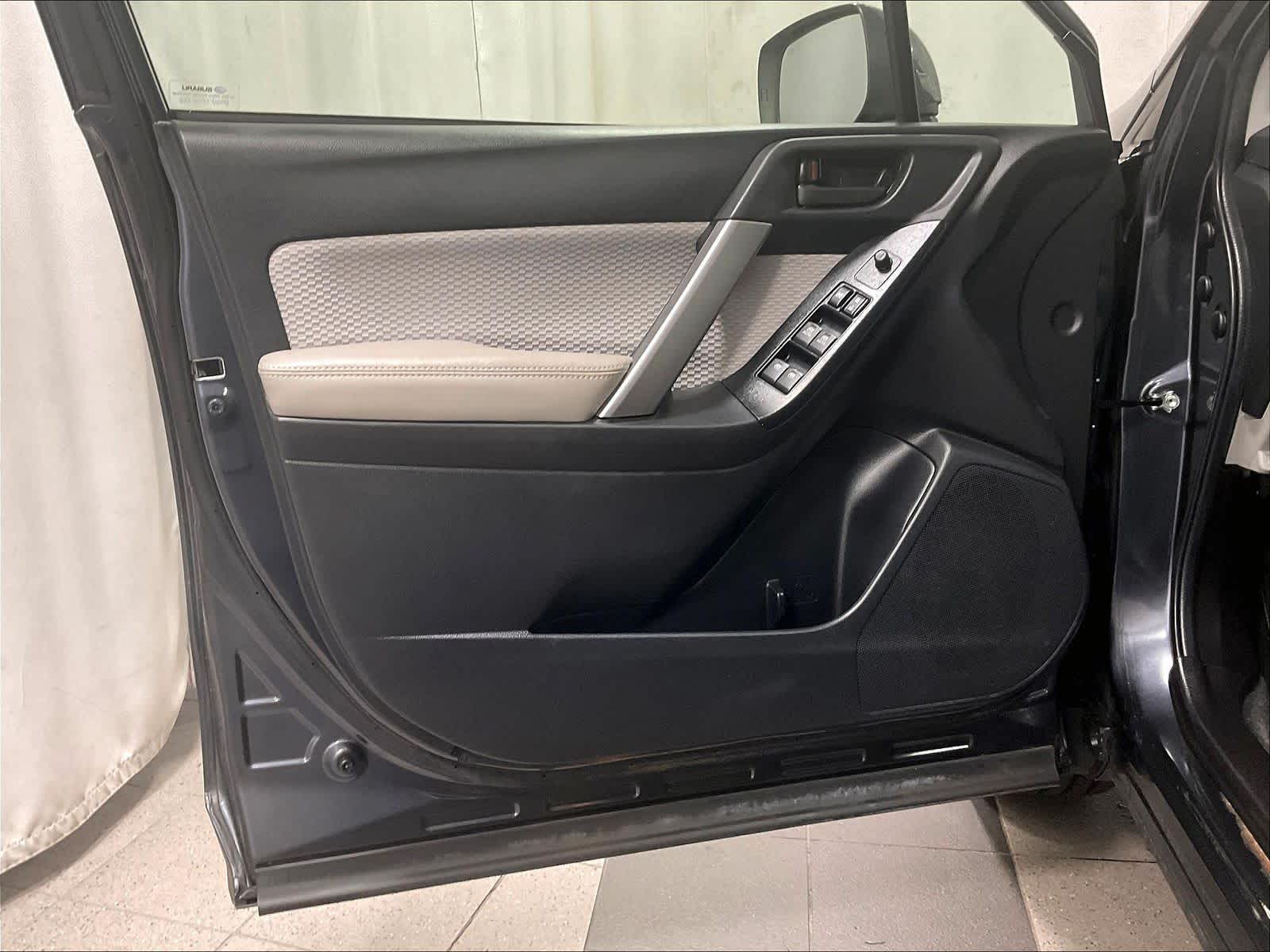 2018 Subaru Forester Premium - Photo 9