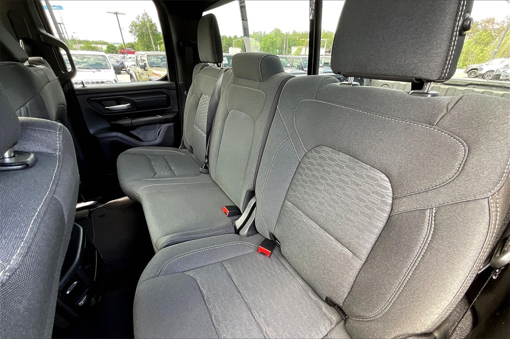 2025 Ram 1500 Tradesman - Photo 14