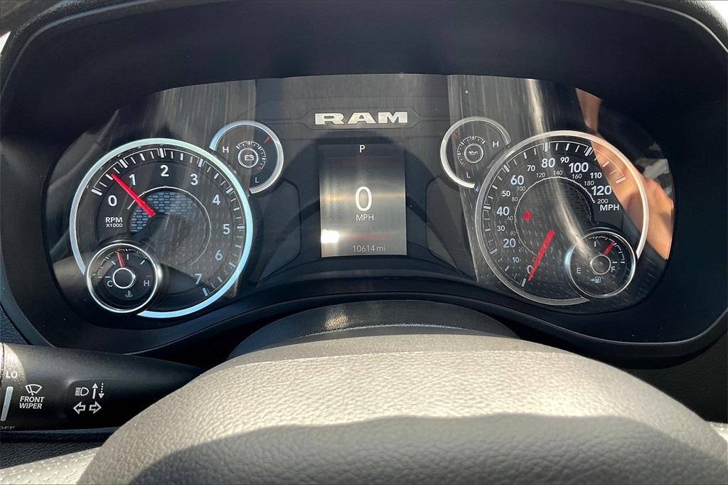 2025 Ram 1500 Tradesman - Photo 23