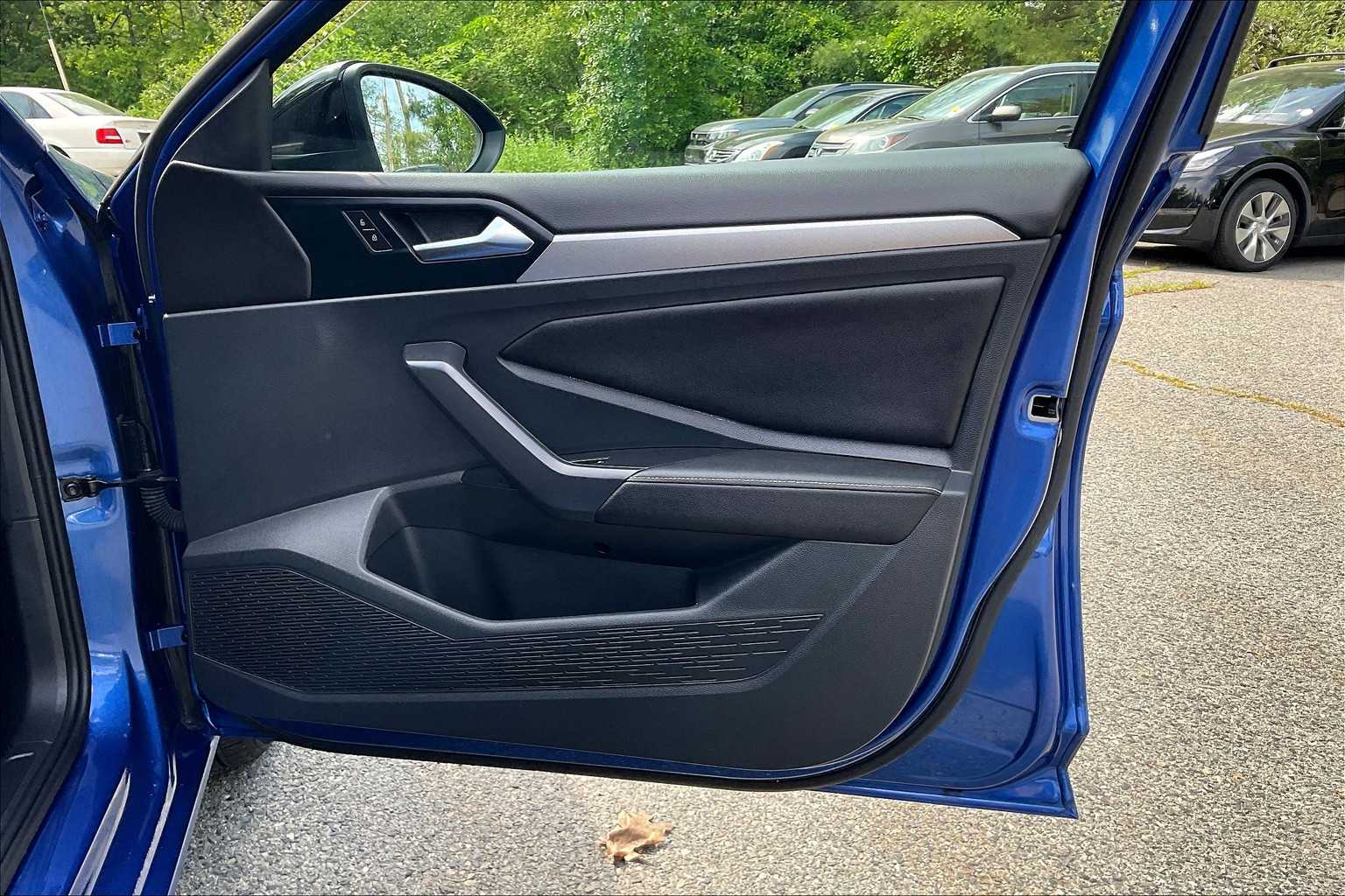 2024 Volkswagen Jetta Sport - Photo 12