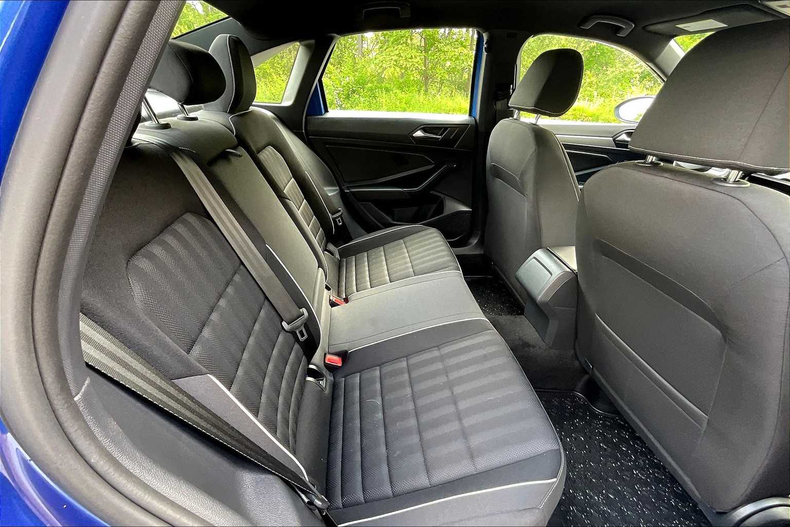 2024 Volkswagen Jetta Sport - Photo 16