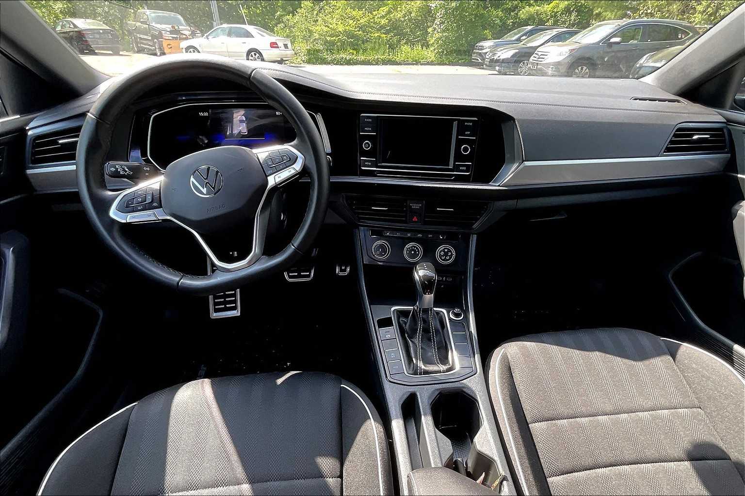 2024 Volkswagen Jetta Sport - Photo 21