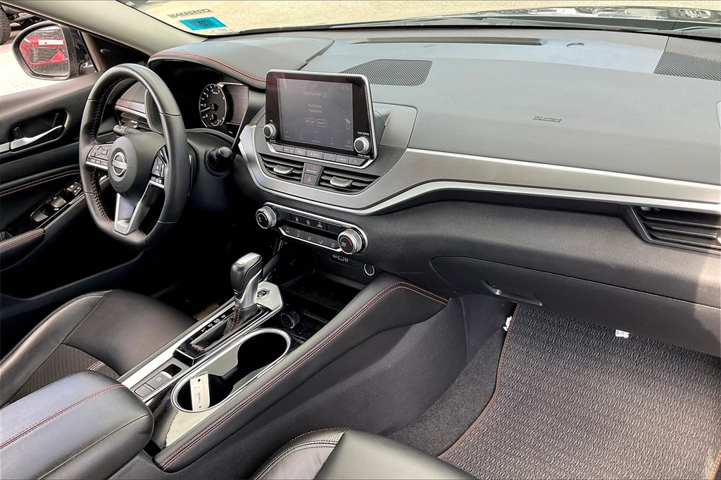 2023 Nissan Altima 2.5 SR - Photo 13