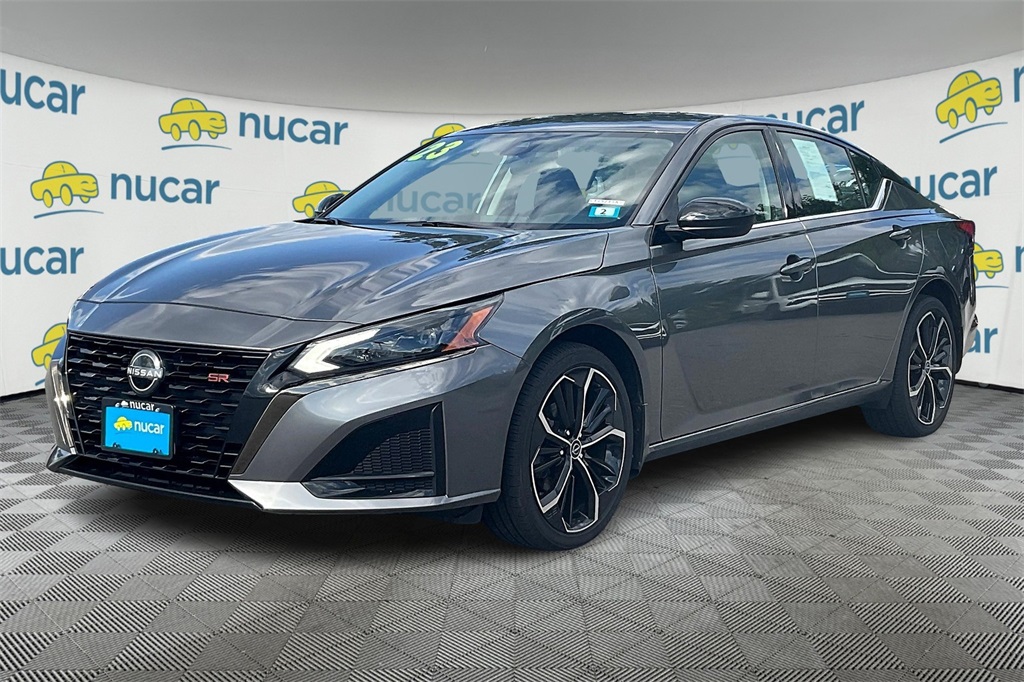 2023 Nissan Altima 2.5 SR - Photo 3
