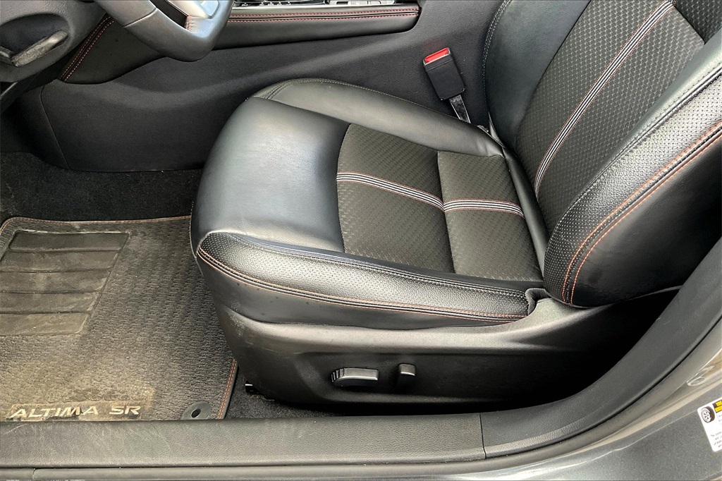 2023 Nissan Altima 2.5 SR - Photo 32