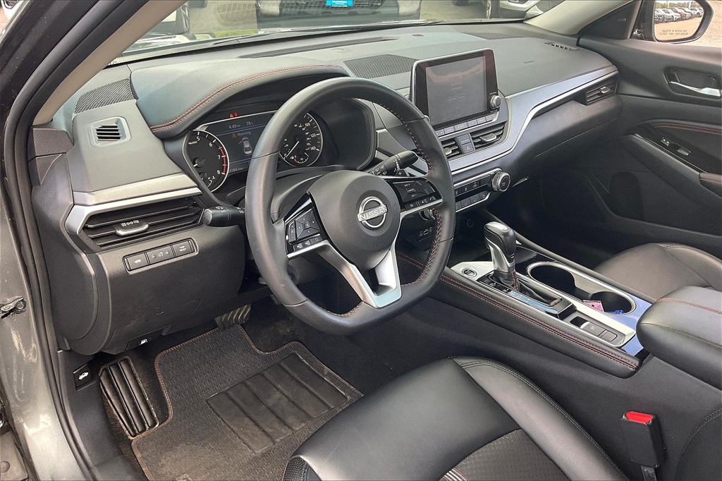 2023 Nissan Altima 2.5 SR - Photo 8