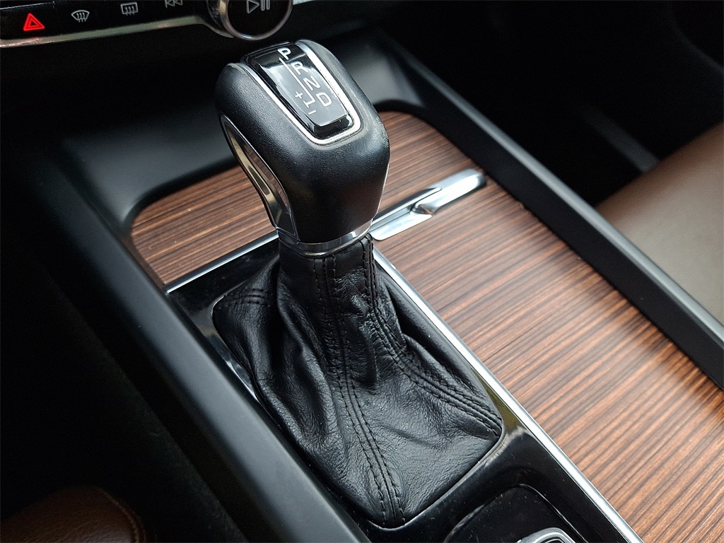 2019 Volvo XC60 T5 Inscription - Photo 15