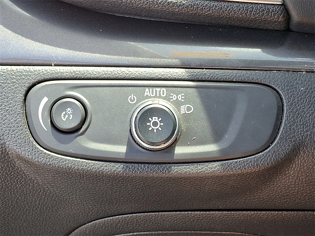 2018 Buick Encore Preferred - Photo 25