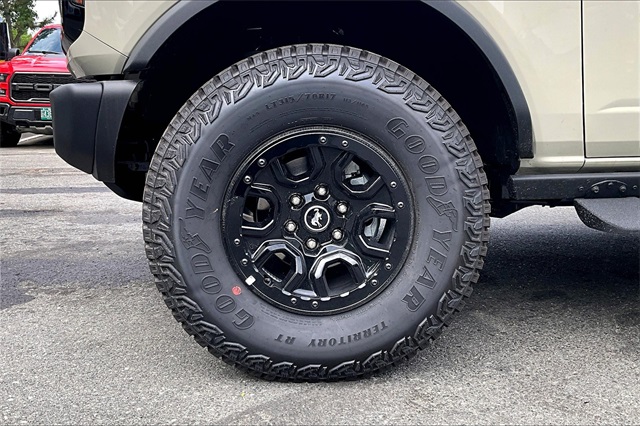 2025 Ford Bronco Badlands - Photo 13