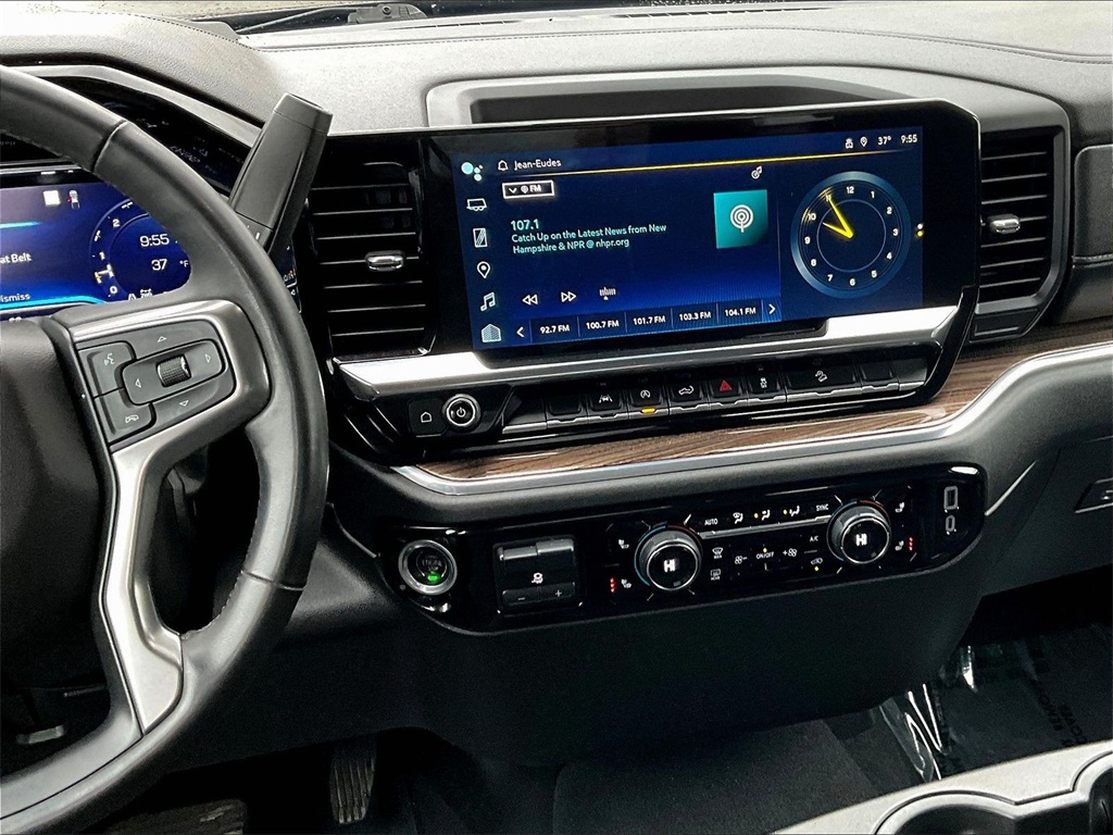 2023 Chevrolet Silverado 1500 LT - Photo 18